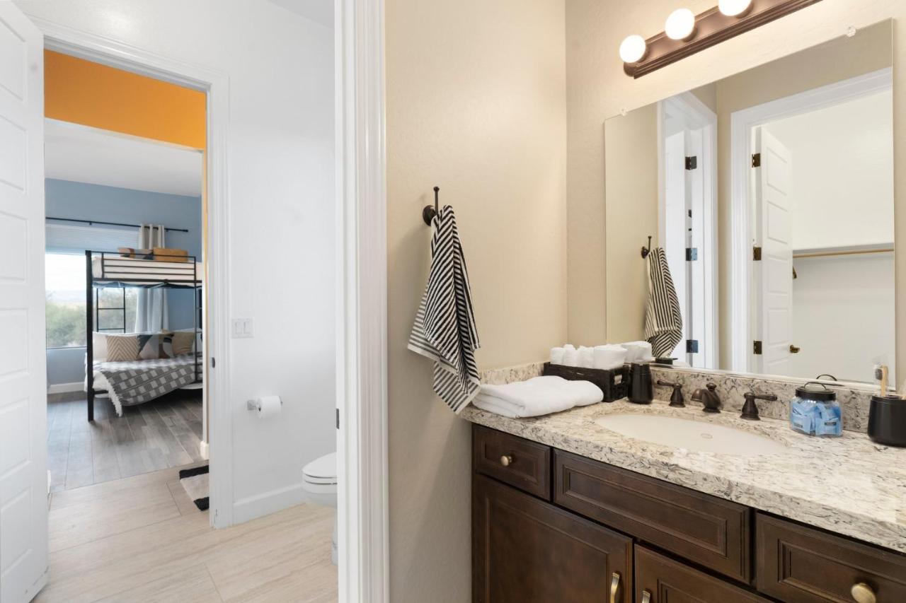 New Sanctuary-hot Tub,pool Table,patio *
